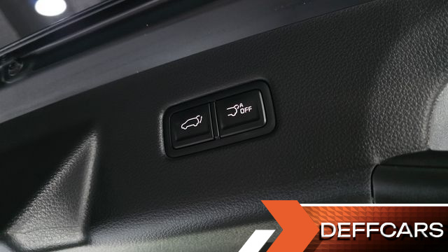 Kia CARNIVAL 9-Seater Noblesse купить на сайте DeffCars