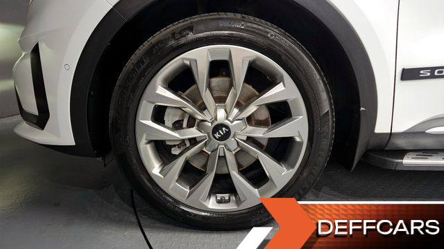Kia SORENTO Gasoline 2.5T 2WD Signature купить на сайте DeffCars
