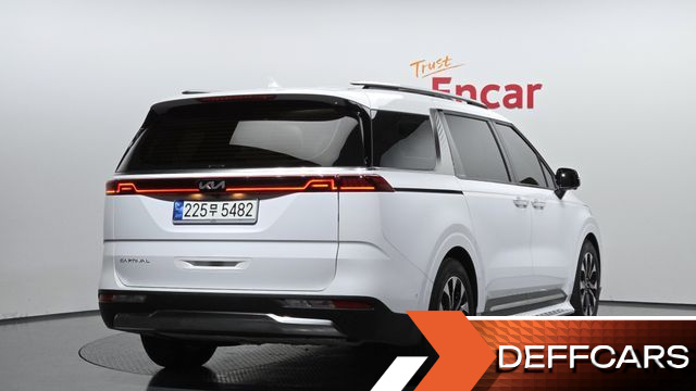 Kia CARNIVAL 9-Seater Signature купить на сайте DeffCars
