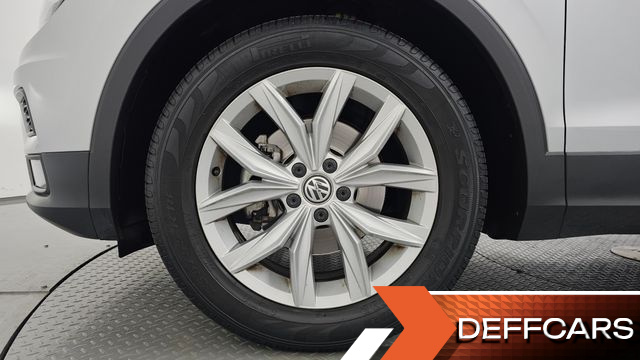 Volkswagen TIGUAN 2.0 TDI Premium купить на сайте DeffCars