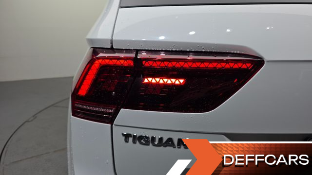 Volkswagen TIGUAN 2.0 TDI Premium купить на сайте DeffCars