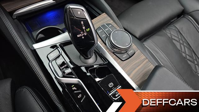 BMW 5-SERIES 530i xDrive Luxury купить на сайте DeffCars