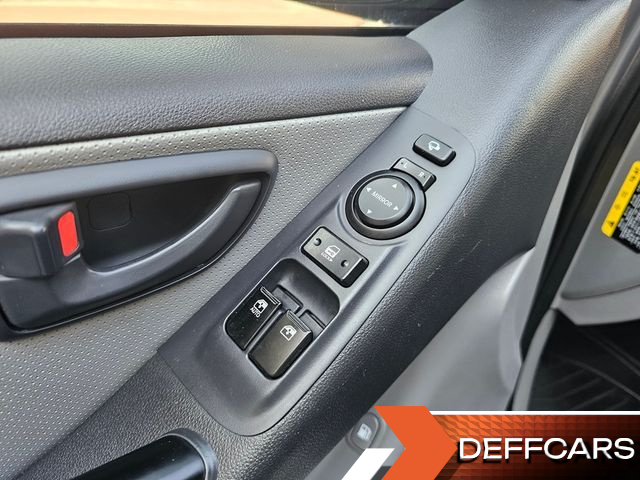 Hyundai STAREX Van 5-Seater Smart купить на сайте DeffCars
