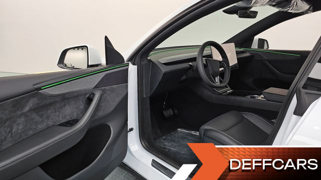 Tesla MODEL Y L Long Range AWD купить на сайте DeffCars