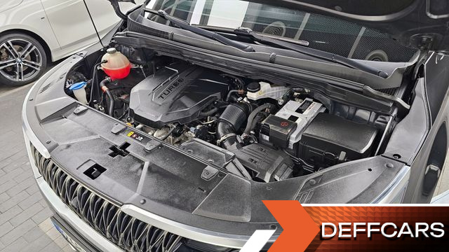 Kia CARNIVAL 9-Seater Noblesse купить на сайте DeffCars