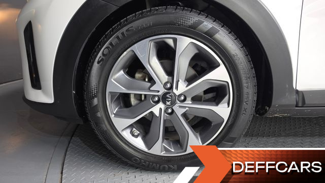 Kia STONIC 1.0 Turbo Prestige купить на сайте DeffCars