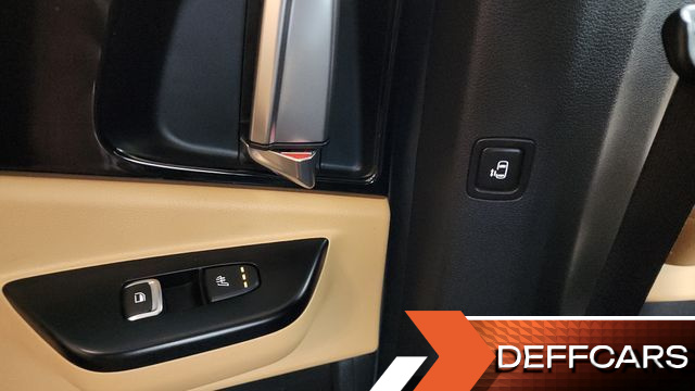 Kia CARNIVAL 9-Seater Prestige купить на сайте DeffCars