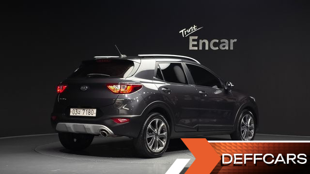 Kia STONIC 1.4 Prestige купить на сайте DeffCars