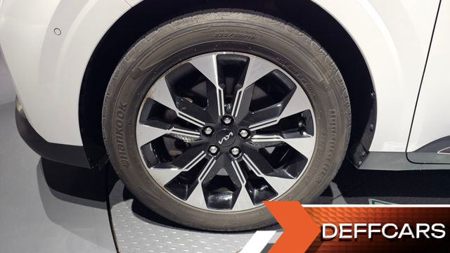 Kia CARNIVAL 9-Seater Noblesse купить на сайте DeffCars