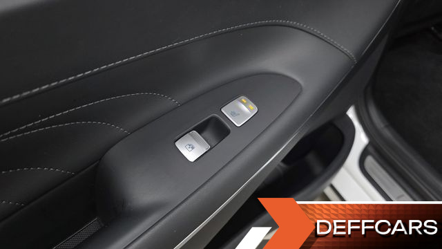 Hyundai GRANDEUR 3.3 Calligraphy купить на сайте DeffCars