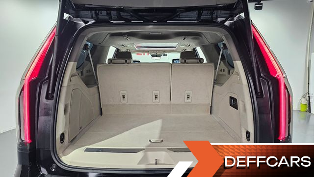 Cadillac ESCALADE 6.2 ESV ESV Premium Luxury Platinum купить на сайте DeffCars