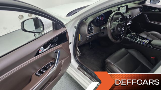 Kia STINGER 2.0 Turbo 2WD Platinum купить на сайте DeffCars