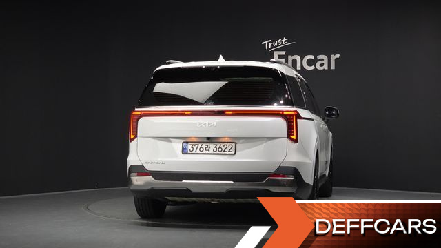 Kia CARNIVAL Gasoline 9-Seater Signature купить на сайте DeffCars