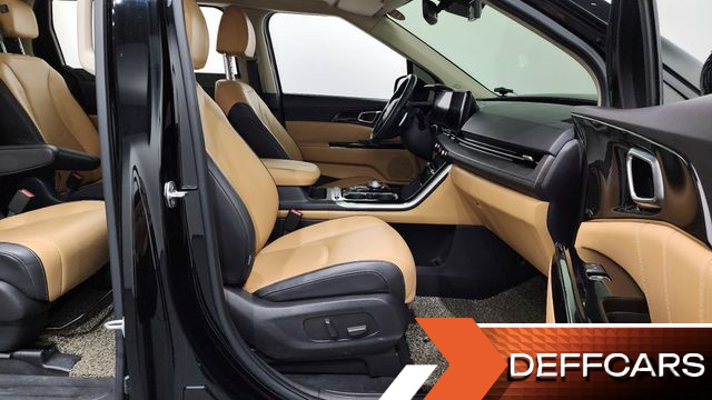 Kia CARNIVAL 9-Seater Signature купить на сайте DeffCars