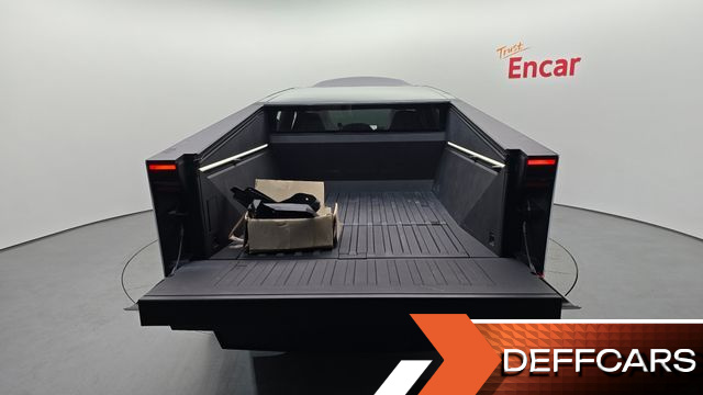 Tesla CYBERTRUCK AWD купить на сайте DeffCars