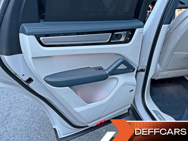 Porsche CAYENNE 3.0 PLATINUM EDITION купить на сайте DeffCars