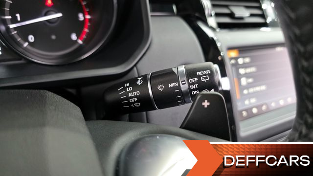 Land Rover DISCOVERY 2.0 SD4 SE купить на сайте DeffCars