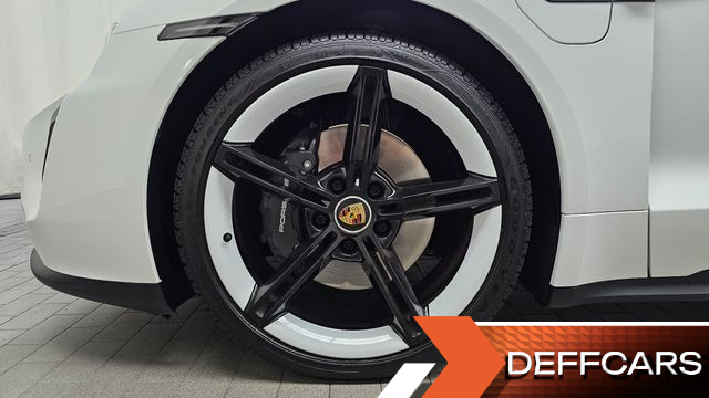 Porsche TAYCAN Base купить на сайте DeffCars