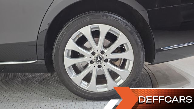 Mercedes E-CLASS E300 4MATIC Exclusive купить на сайте DeffCars