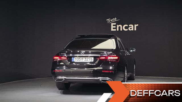 Mercedes E-CLASS E450 4MATIC Exclusive купить на сайте DeffCars