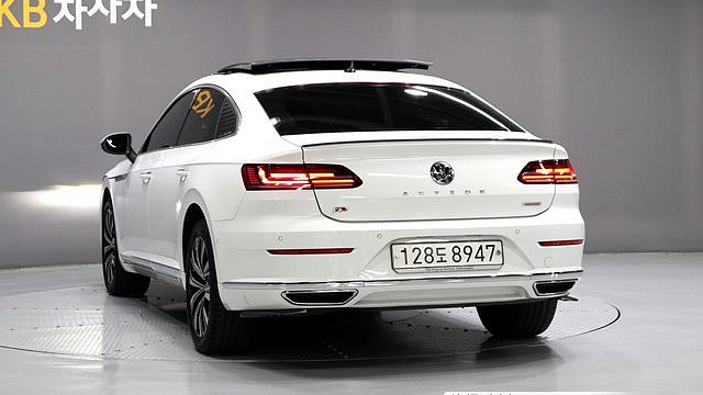 Volkswagen ARTEON 2.0 TDI Premium купить на сайте DeffCars