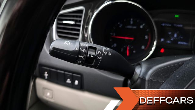 Kia CARNIVAL 9-Seater Noblesse Special купить на сайте DeffCars