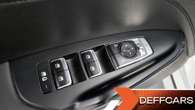 Kia K5 2.0 Prestige купить на сайте DeffCars