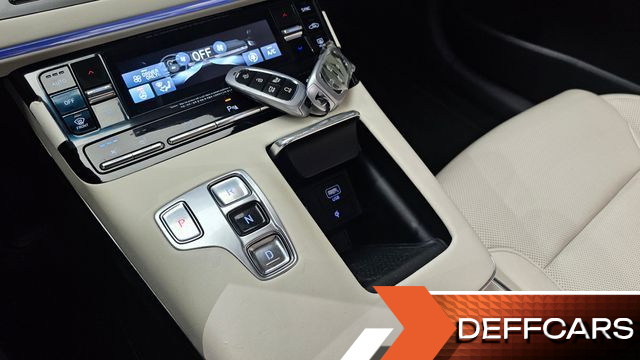 Hyundai GRANDEUR Le Blanc купить на сайте DeffCars