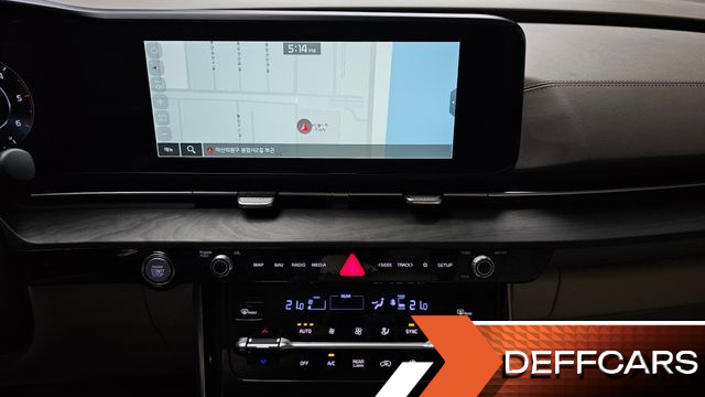 Kia CARNIVAL 7-Seater Signature купить на сайте DeffCars