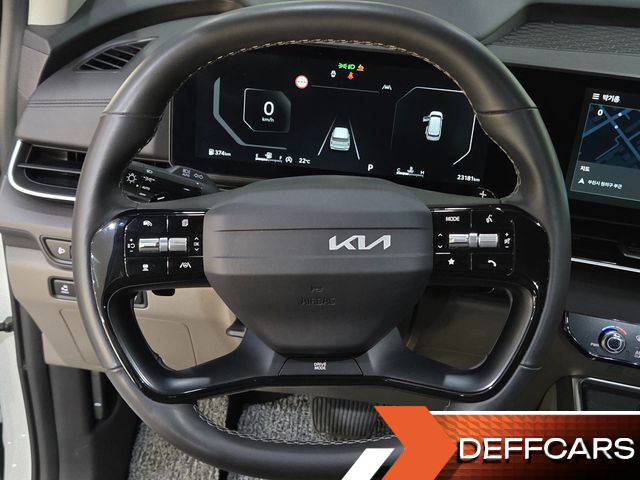 Kia CARNIVAL 7-Seater Outdoor Noblesse купить на сайте DeffCars