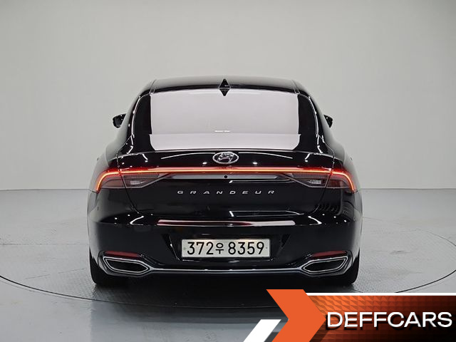 Hyundai GRANDEUR 2.5 Le Blanc купить на сайте DeffCars