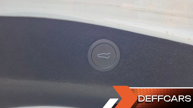Tesla MODEL 3 RWD купить на сайте DeffCars