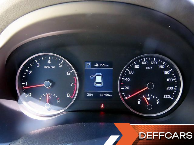 Kia STONIC 1.4 Deluxe купить на сайте DeffCars