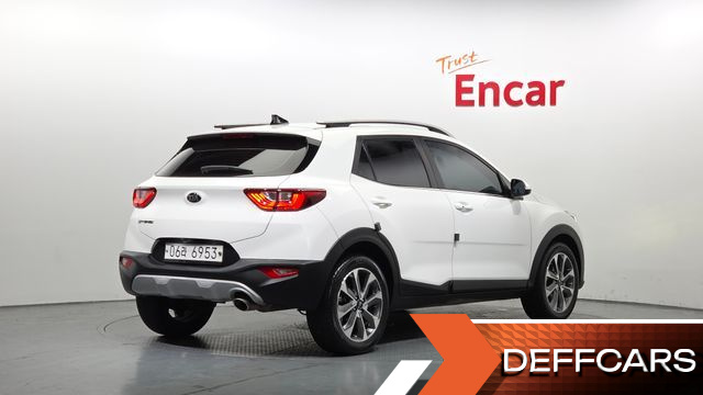 Kia STONIC 1.4 Prestige купить на сайте DeffCars