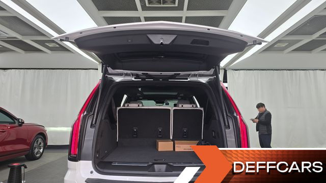 Cadillac ESCALADE 6.2 ESV ESV Sports Platinum купить на сайте DeffCars