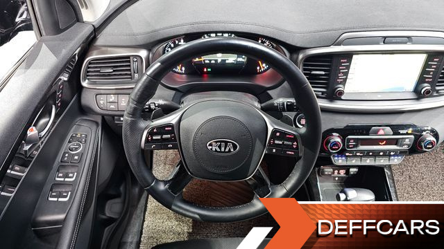 Kia SORENTO Gasoline 2.0 Turbo 2WD Master Special купить на сайте DeffCars