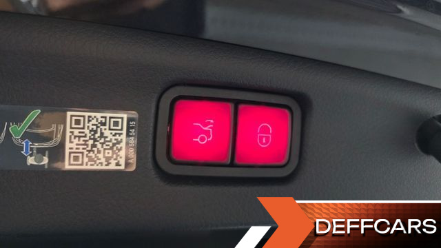 Mercedes C-CLASS C300 4MATIC Avantgarde купить на сайте DeffCars