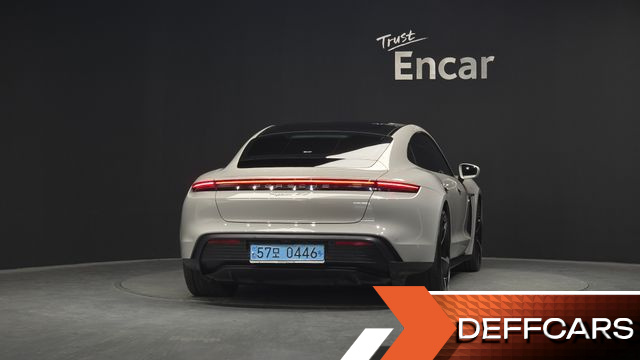 Porsche TAYCAN 4S купить на сайте DeffCars