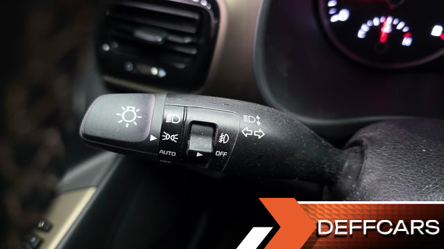 Kia STONIC 1.0 Turbo Prestige купить на сайте DeffCars