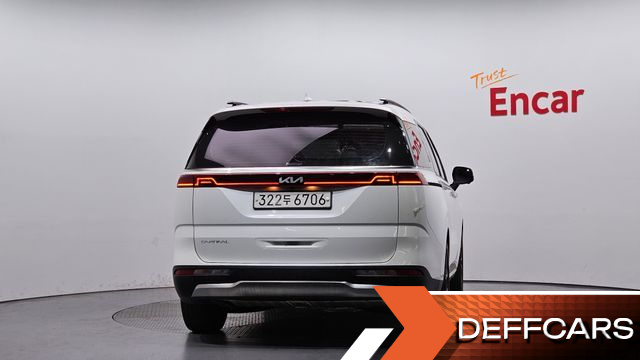 Kia CARNIVAL 7-Seater Signature купить на сайте DeffCars