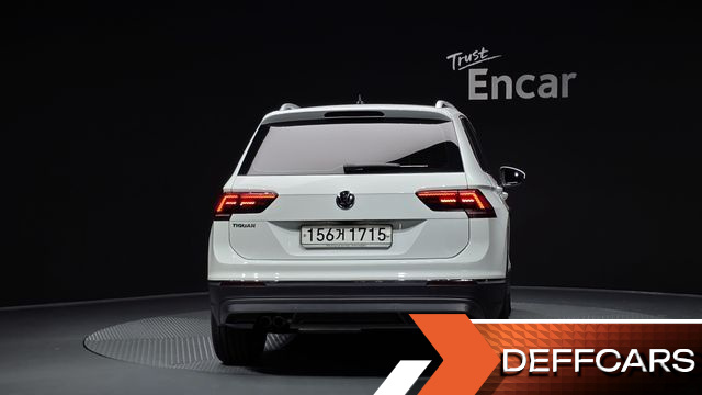 Volkswagen TIGUAN 2.0 TDI Premium купить на сайте DeffCars