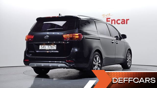 Kia CARNIVAL 9-Seater Prstige купить на сайте DeffCars