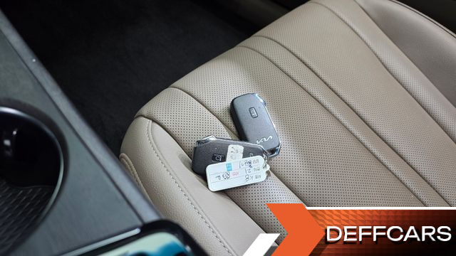 Kia K8 2.5 Gasoline 2WD Noblesse купить на сайте DeffCars