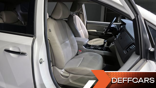 Kia CARNIVAL 9-Seater Luxury купить на сайте DeffCars