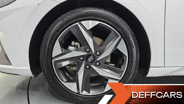 Hyundai AVANTE 1.6 Inspiration купить на сайте DeffCars