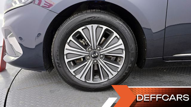 Kia K7 Signature купить на сайте DeffCars