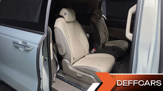 Kia CARNIVAL Gasoline 9-Seater Signature купить на сайте DeffCars