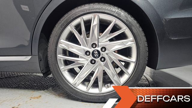 Hyundai GRANDEUR 2.5 Calligraphy купить на сайте DeffCars