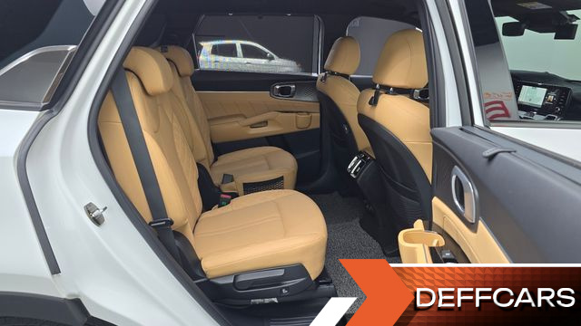 Kia SORENTO Gasoline 2.5T 2WD Gravity купить на сайте DeffCars