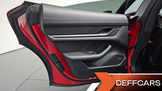 Porsche TAYCAN 4S купить на сайте DeffCars